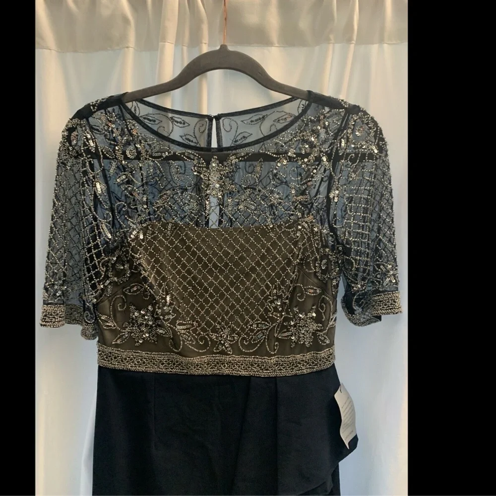 NEW Adrianna Papell Beaded Cascading Ruffle Gown in Midnight Blue [ SZ 4 ]‎